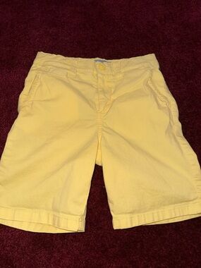 Primary light yellow Shorts youth size 7 khaki chino